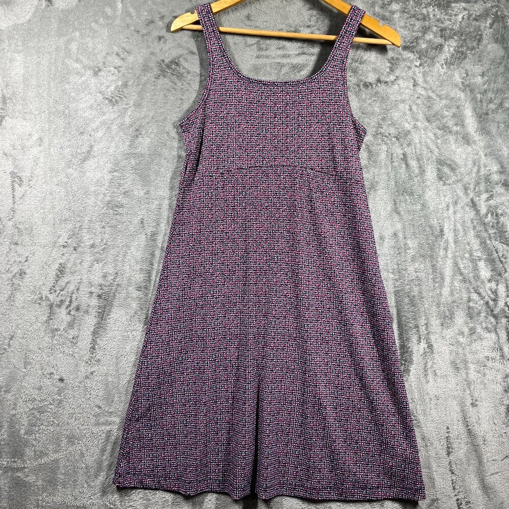 Columbia Dress Medium Tank Top Omni-Freeze Advanced Cooling Stretch Geometric